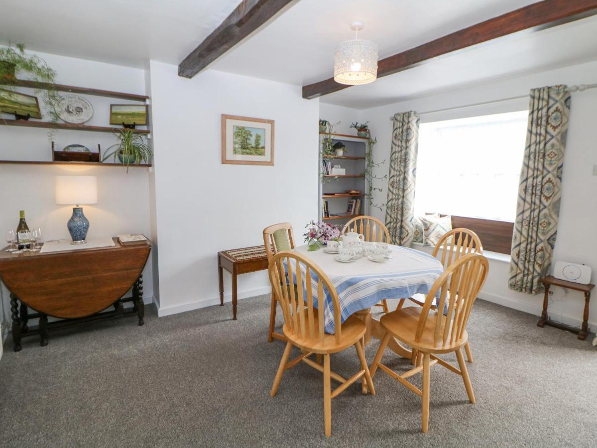 Nook Farm Holiday Cottage เชฟฟิลด์ ภายนอก รูปภาพ